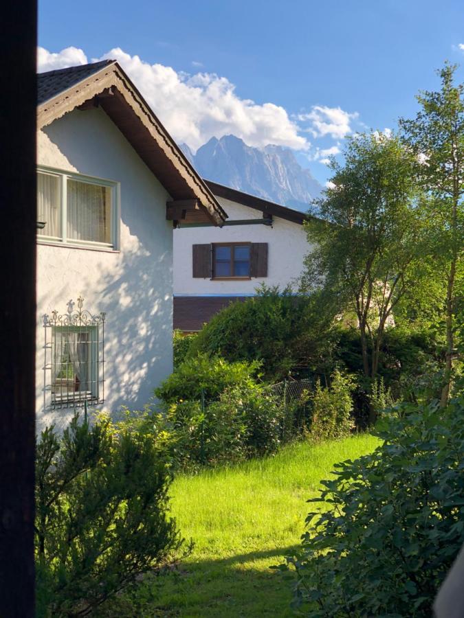 Landhaus Alpenblick Apartment Garmisch-Partenkirchen Bagian luar foto