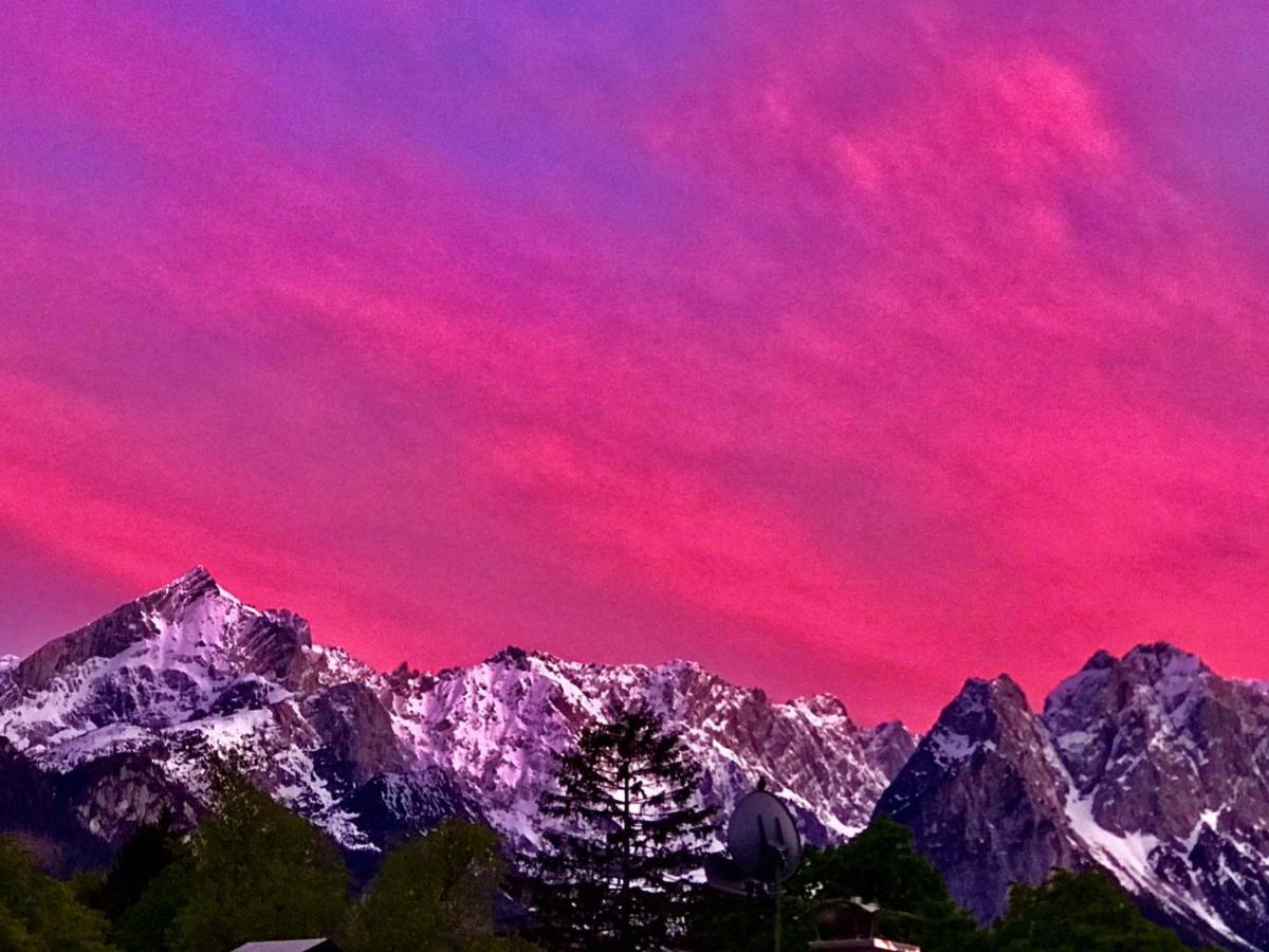 Landhaus Alpenblick Apartment Garmisch-Partenkirchen Bagian luar foto